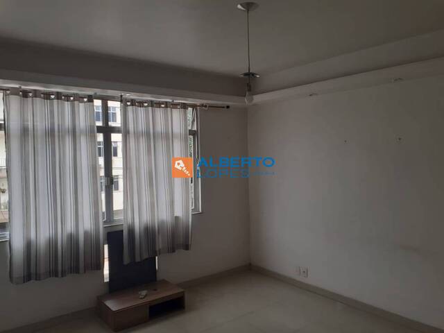 #580 - Apartamento para Venda em Rio de Janeiro - RJ