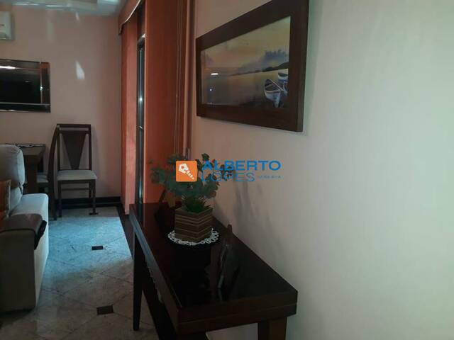 #594 - Apartamento para Venda em Rio de Janeiro - RJ