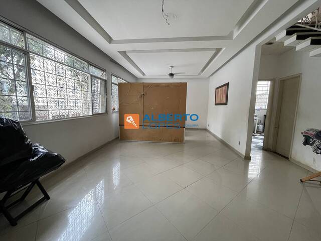 #876 - Casa para Venda em Rio de Janeiro - RJ