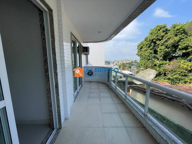 #907 - Apartamento para Venda em Rio de Janeiro - RJ