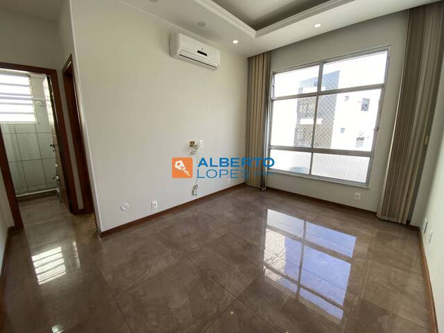 #1447 - Apartamento para Venda em Rio de Janeiro - RJ