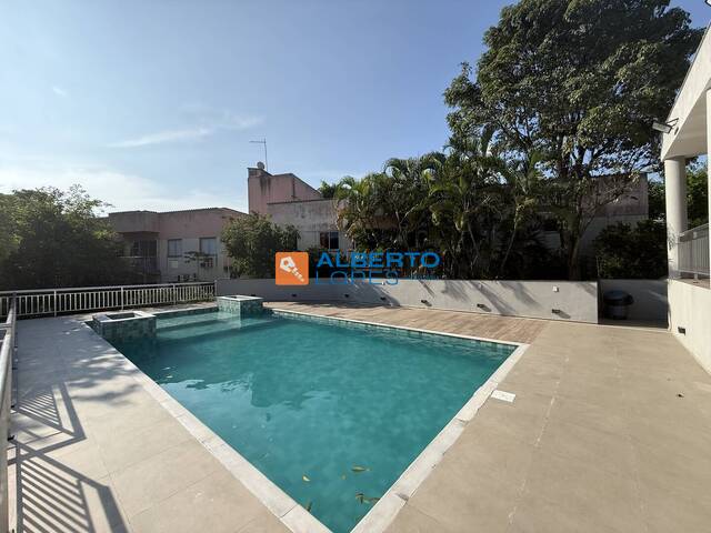 #1605 - Apartamento para Venda em Rio de Janeiro - RJ