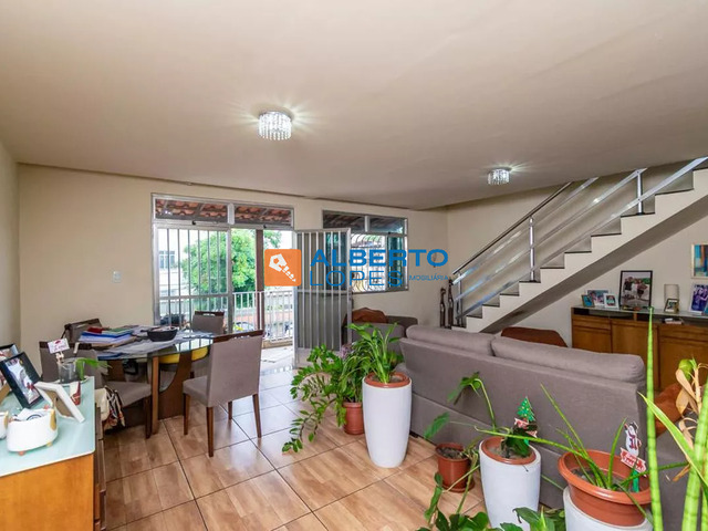 #1612 - Casa para Venda em Rio de Janeiro - RJ